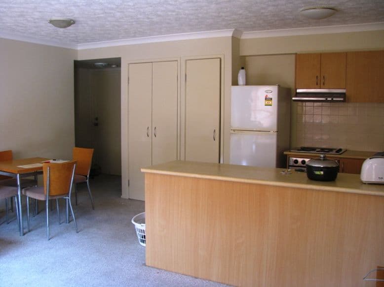 8 Tonga Place, PARKWOOD QLD 4214, Parkwood - Thumbnail 3