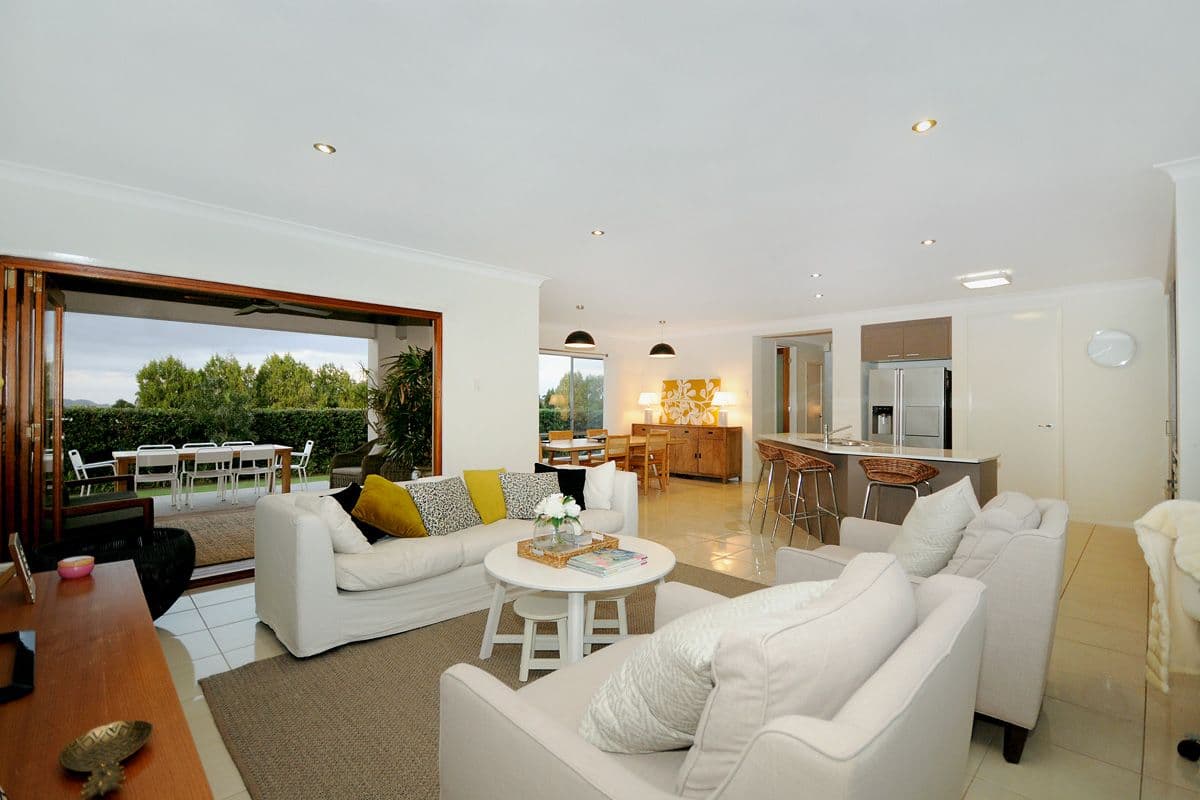 32 Nursery Drive, MIDDLE RIDGE QLD 4350, Middle Ridge - Thumbnail 2