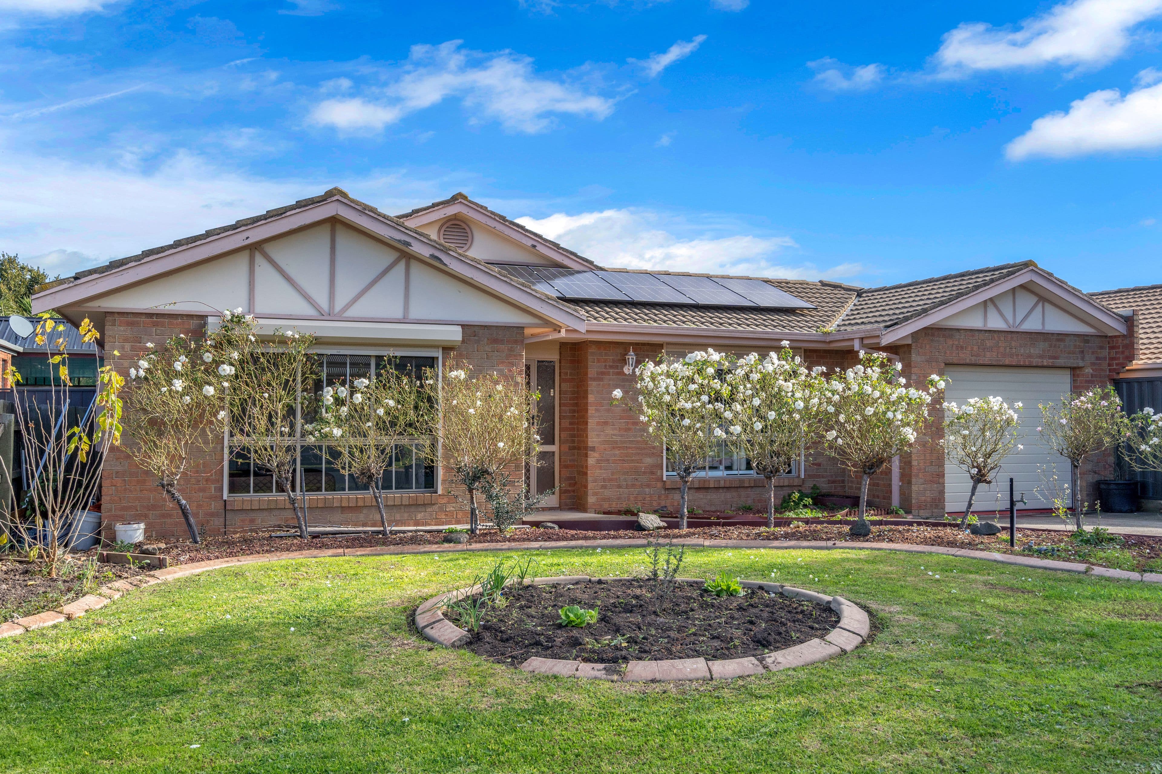 16 Harvey Court, Roxburgh Park VIC 3064, Roxburgh Park - Image 1