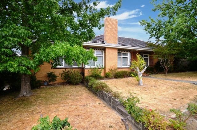 5 Papua Street, WATSONIA VIC 3087, Watsonia - Image 1