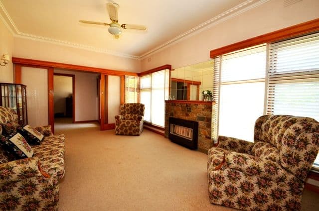 5 Papua Street, WATSONIA VIC 3087, Watsonia - Thumbnail 5