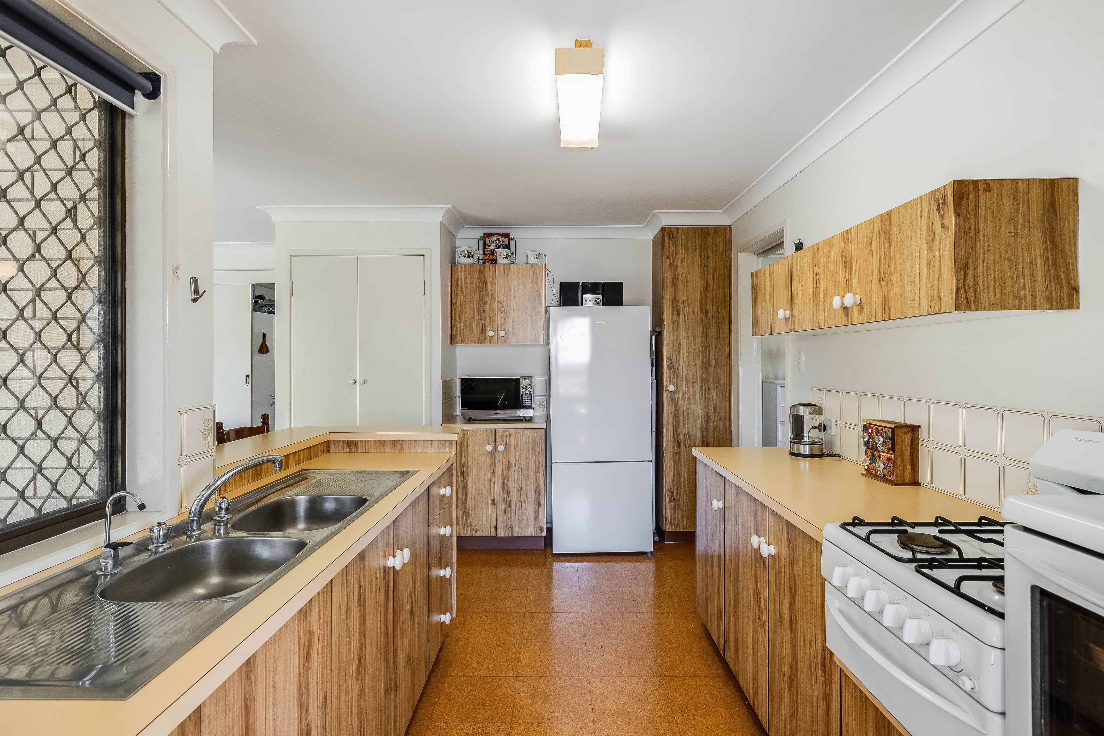 10 Storey Street, Centenary Heights QLD 4350, Centenary Heights - Thumbnail 4