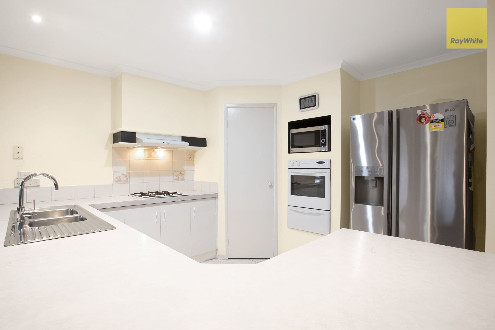 11 Profita Avenue, Sydenham VIC 3037, Sydenham - Thumbnail 2