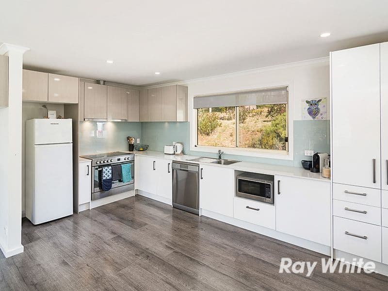 8 Nunnelly Street, Macclesfield SA 5153, Macclesfield - Thumbnail 2