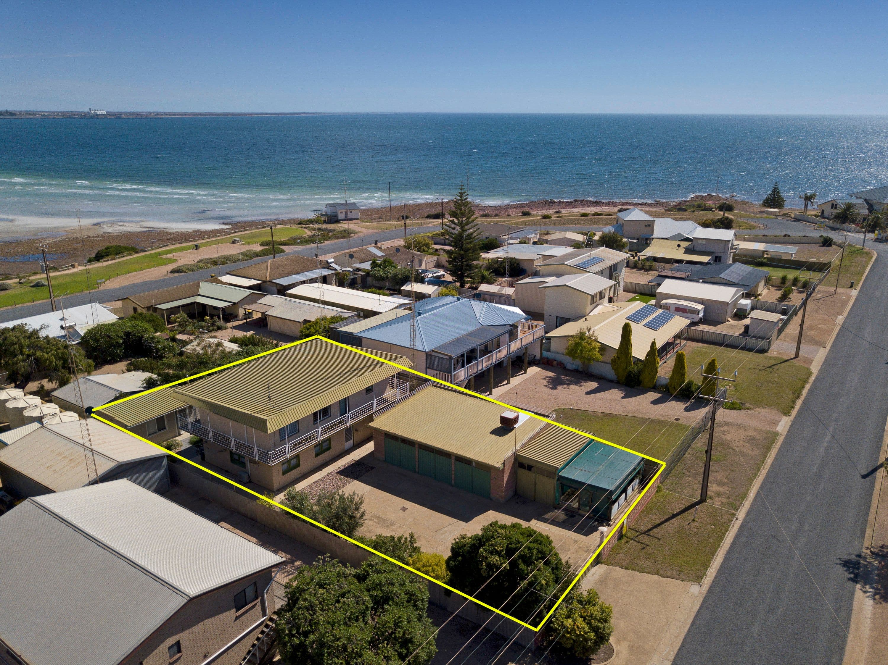 11 Woodforde Drive, North Beach SA 5556, North Beach - Thumbnail 2