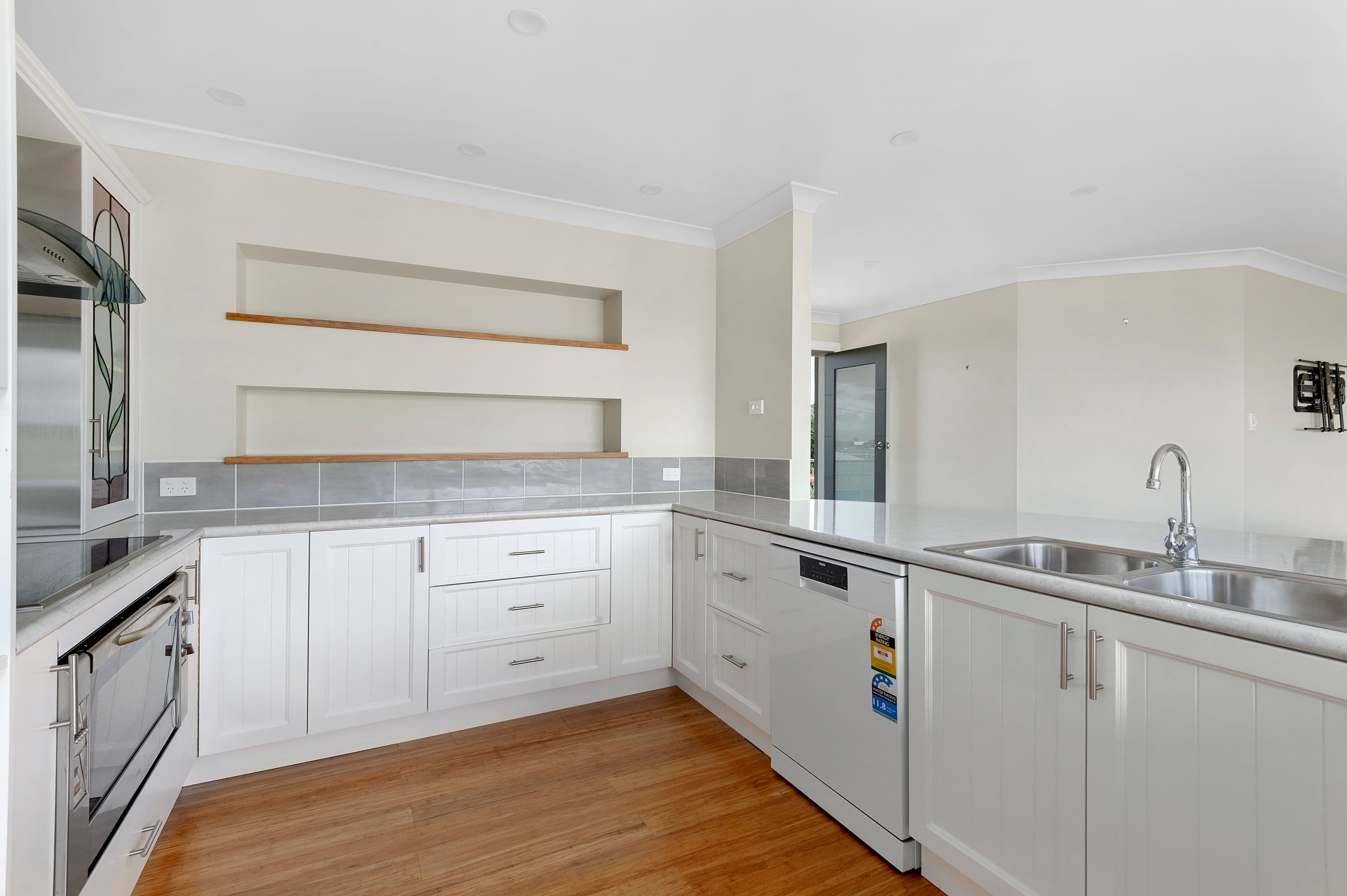 11 Woodforde Drive, North Beach SA 5556, North Beach - Thumbnail 4