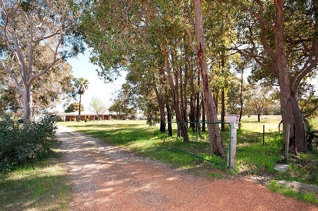 405 Campersic Road, HERNE HILL WA 6056, Herne Hill - Image 1