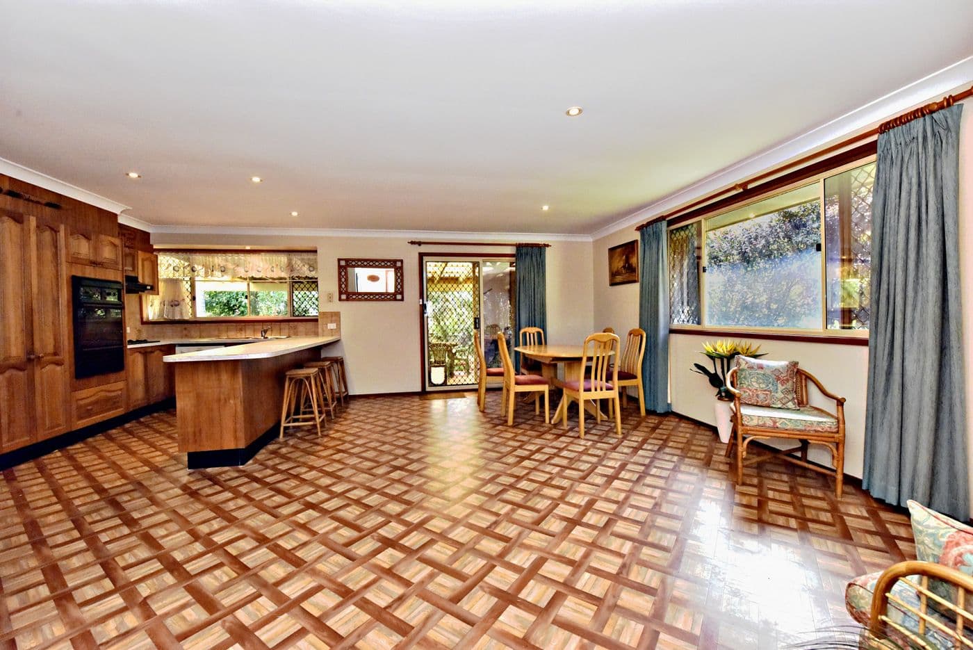 17 Willowin Close, Green Point NSW 2251, Green Point - Thumbnail 4
