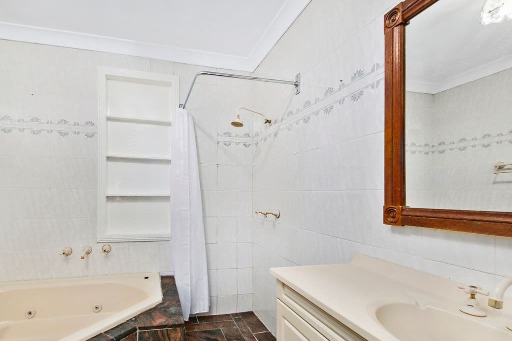 6 Oliphant Street, Mount Pritchard NSW 2170, Mount Pritchard - Thumbnail 8