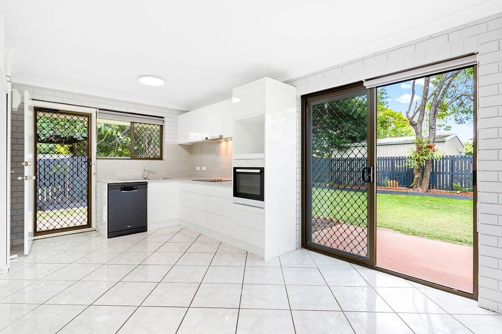 160 Glebe Road, Booval QLD 4304, Booval - Thumbnail 7