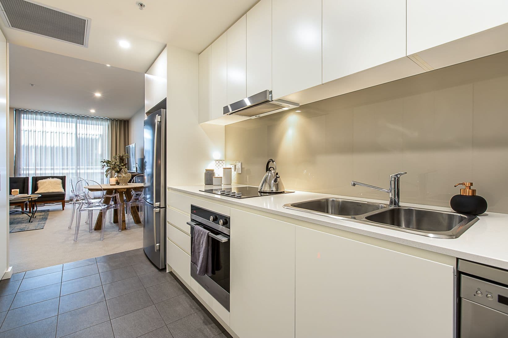 21 Steel Street, Newcastle NSW 2300, Newcastle West - Thumbnail 2