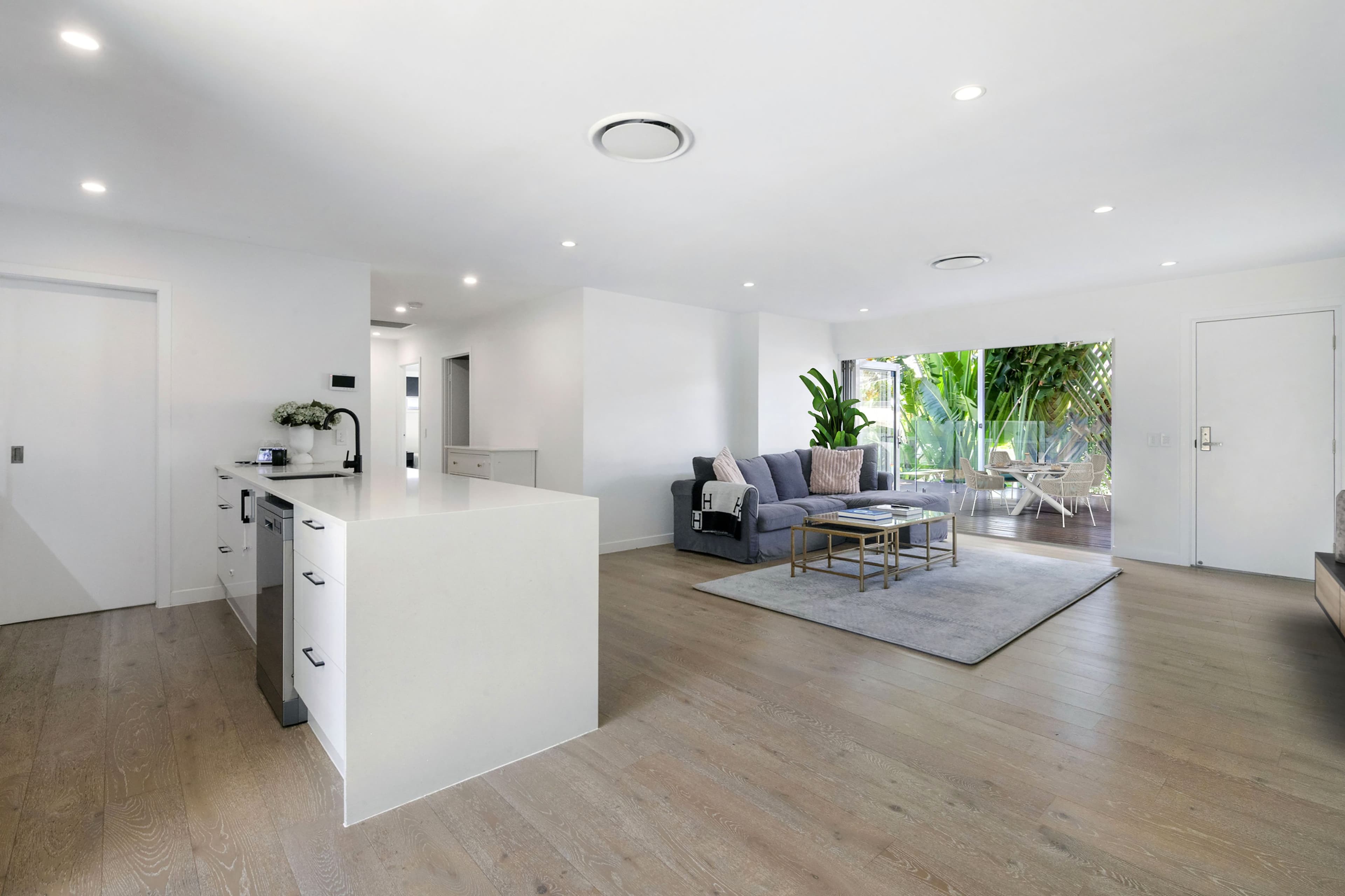 126 Slatyer Avenue, Bundall QLD 4217, Bundall - Thumbnail 6