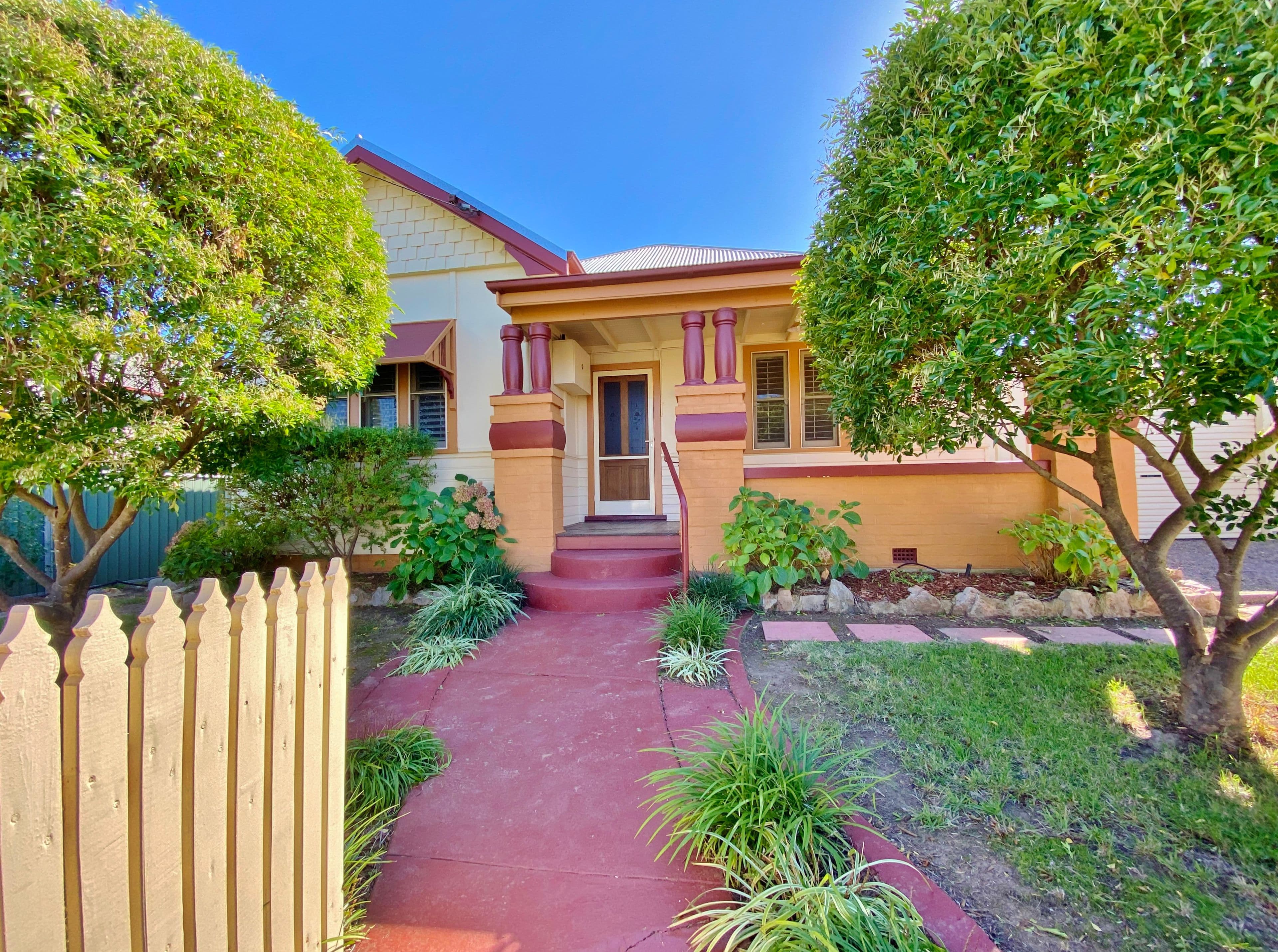 173 Nasmyth Street, Young NSW 2594, Young - Image 1