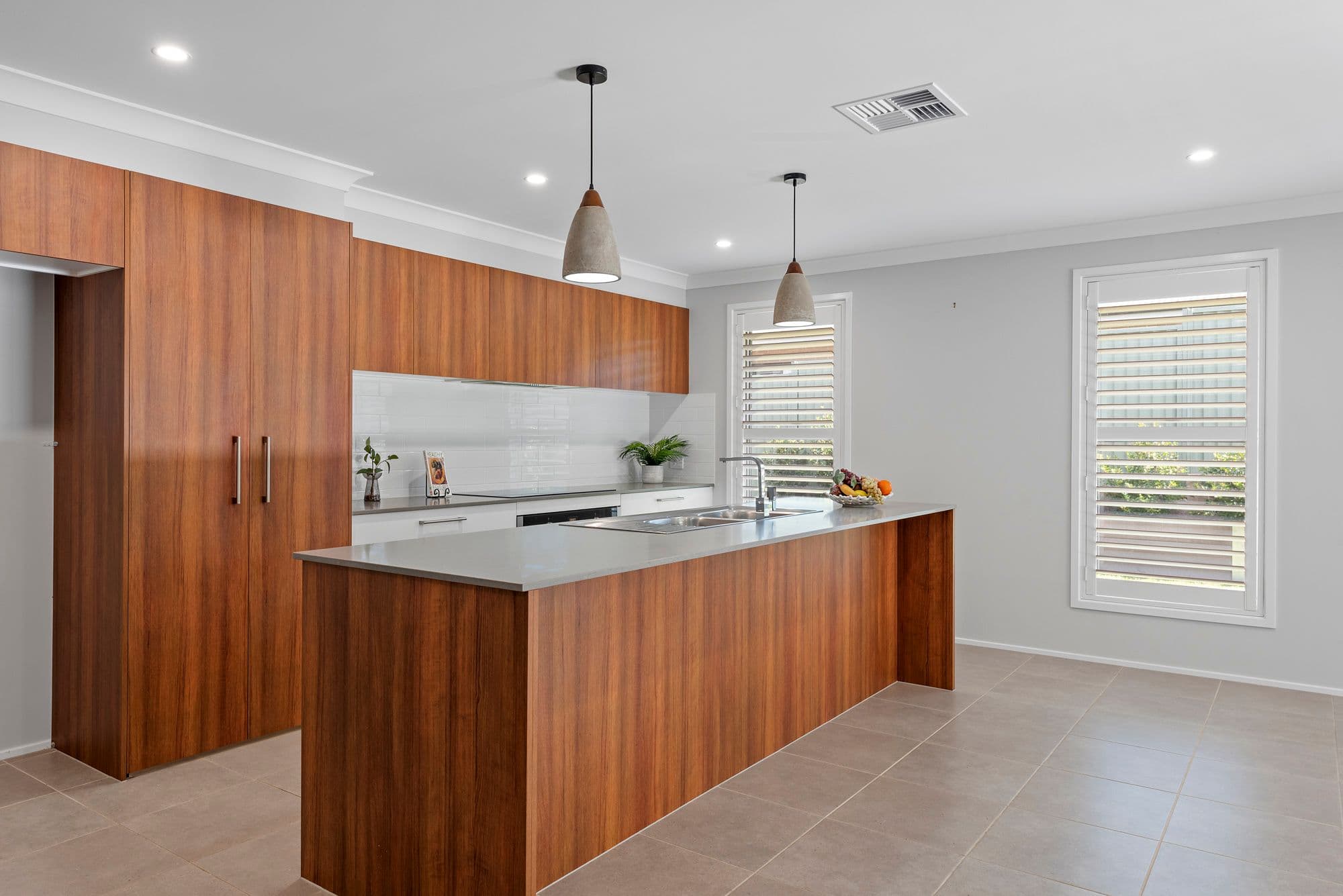 6 Iluka Crescent, Narrawallee NSW 2539, Narrawallee - Thumbnail 5