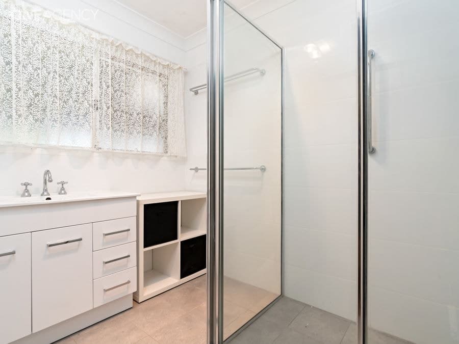 22 Naretha Street, Glenfield Park, Glenfield Park - Thumbnail 6