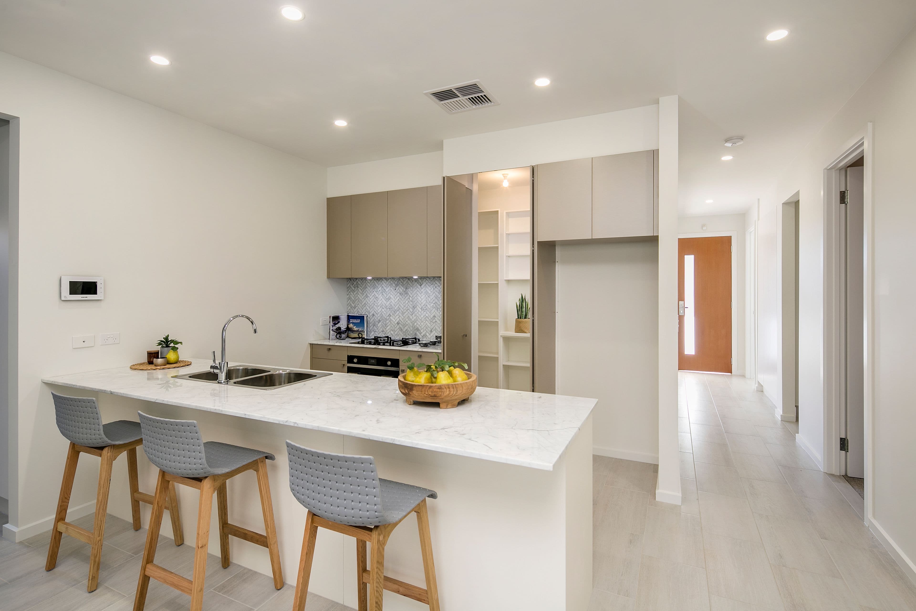 2/25 Barkly Street, Carlton - Thumbnail 4