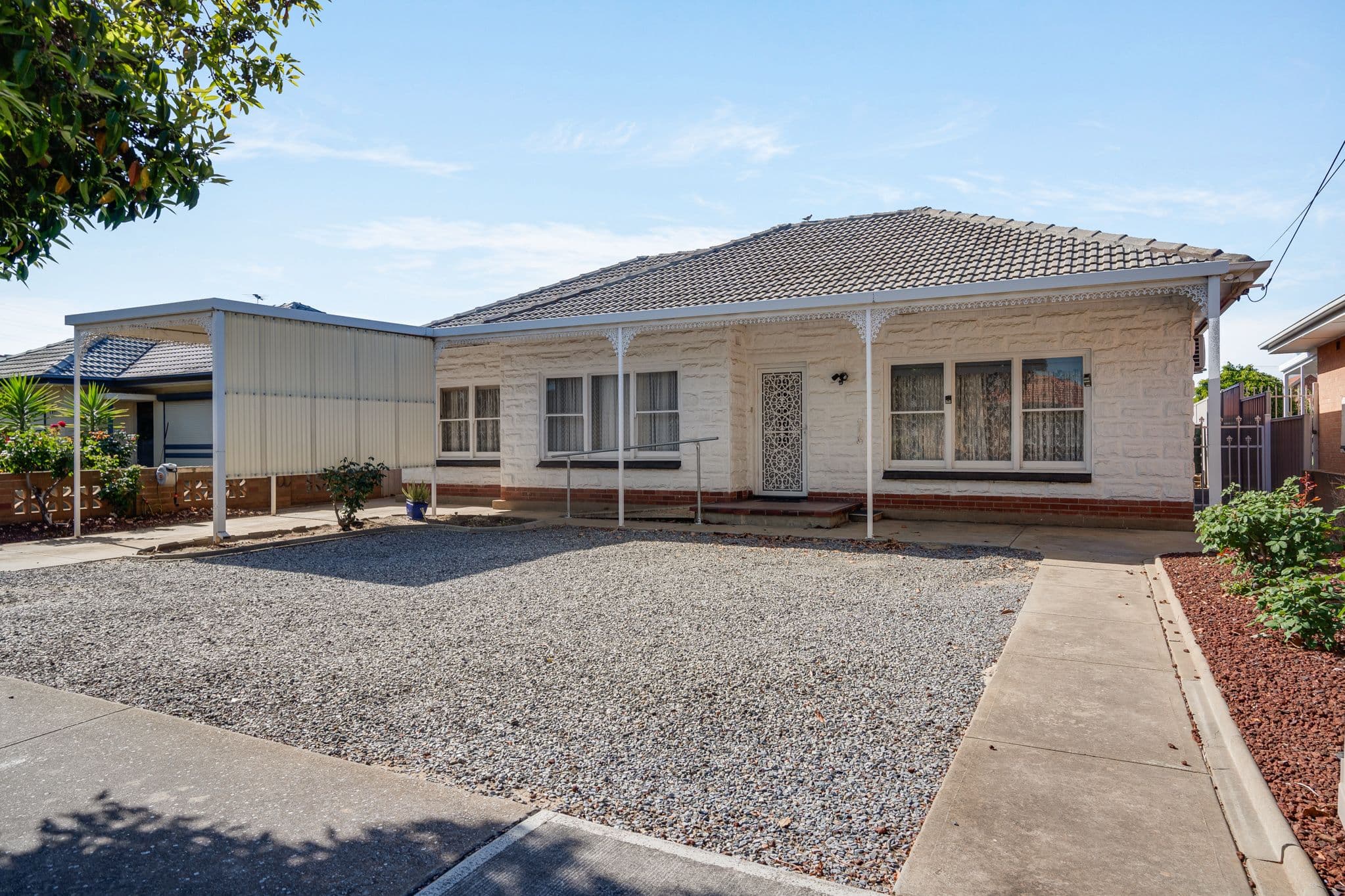 8 Montrose Street, Largs Bay SA 5016, Largs Bay - Image 1