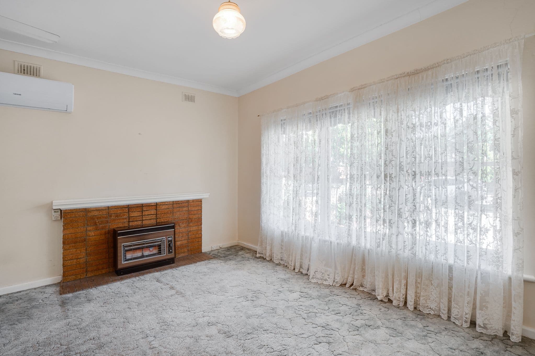 8 Montrose Street, Largs Bay SA 5016, Largs Bay - Thumbnail 5