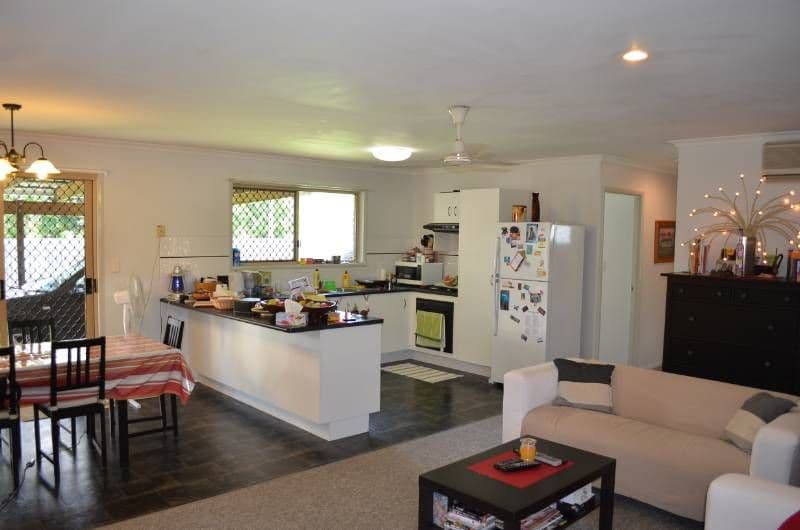 47 Park Street, WEST GLADSTONE QLD 4680, West Gladstone - Thumbnail 4