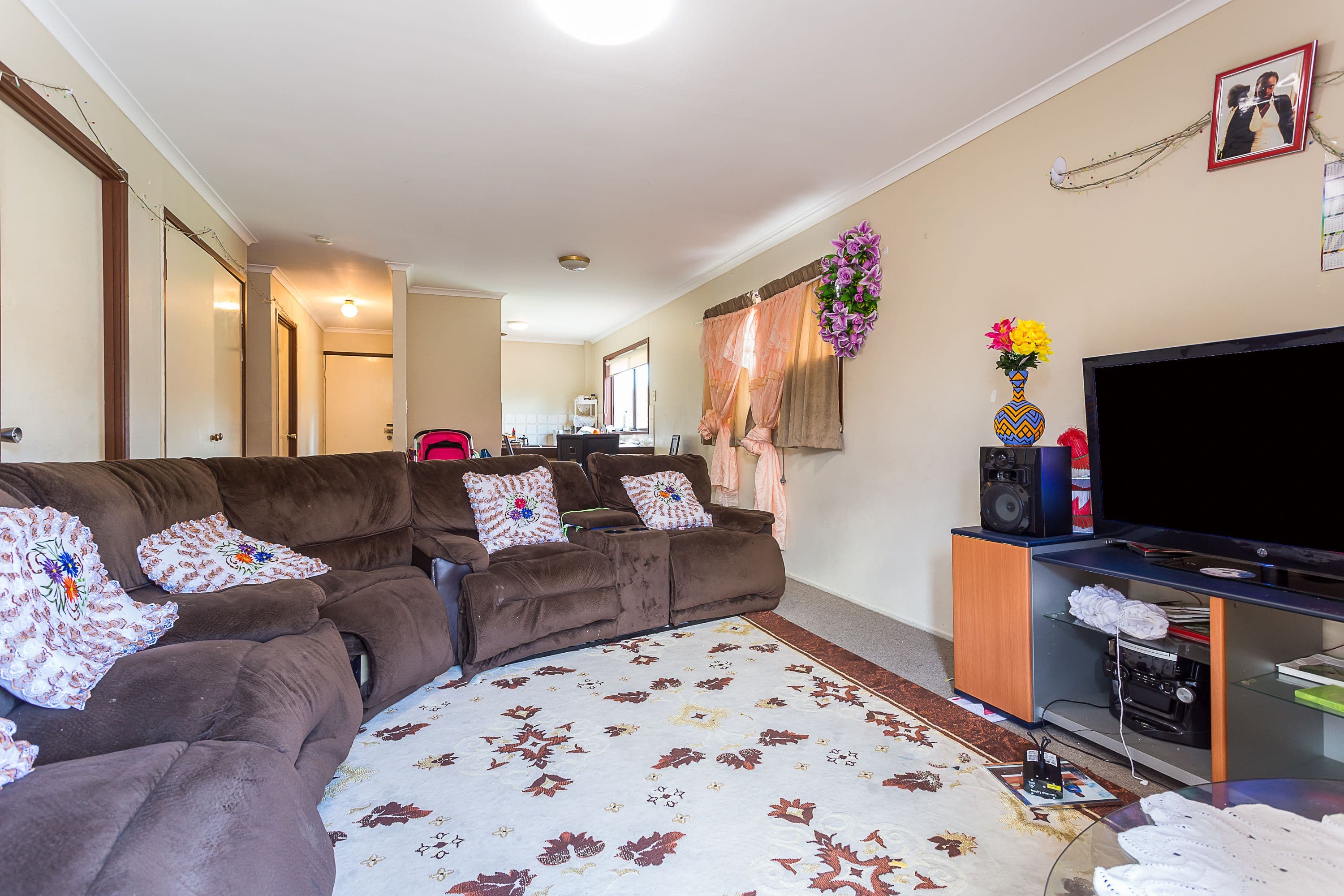 6 Cowper Avenue, Eagleby QLD 4207, Eagleby - Thumbnail 4