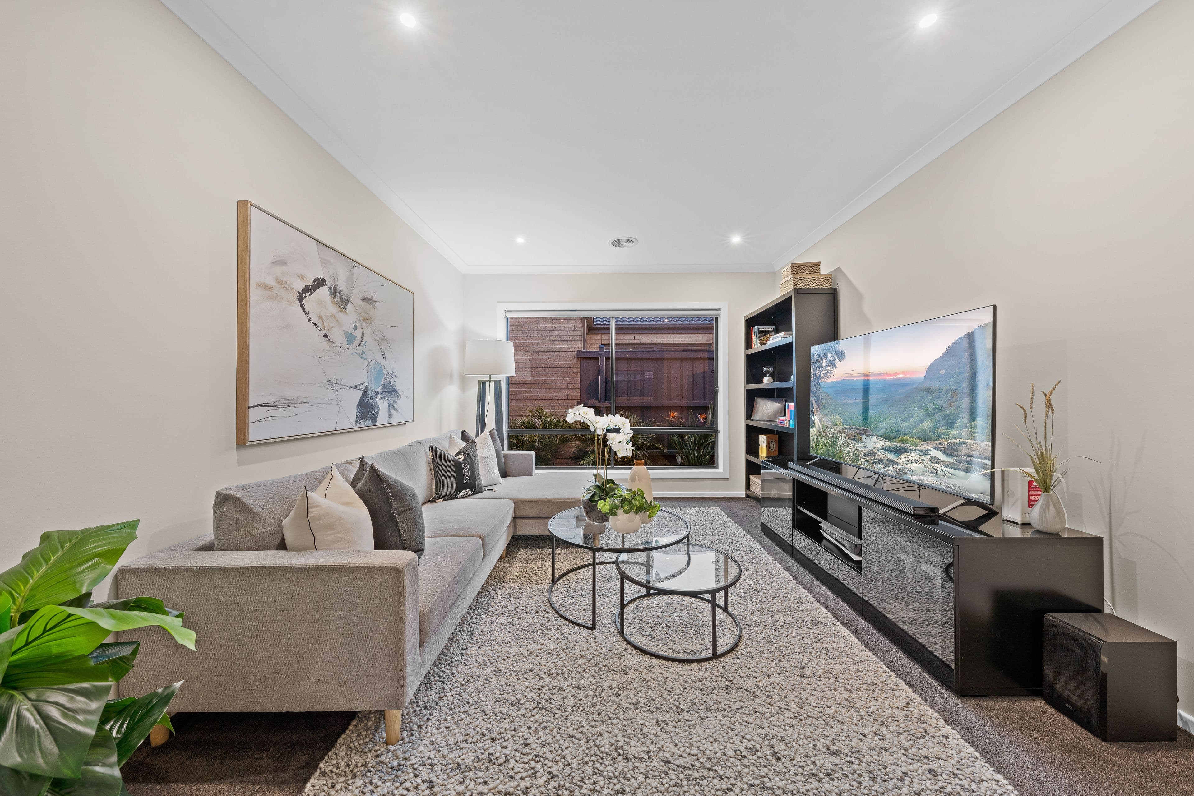 9 Carlyle Crescent, Clyde North VIC 3978, Clyde North - Thumbnail 5