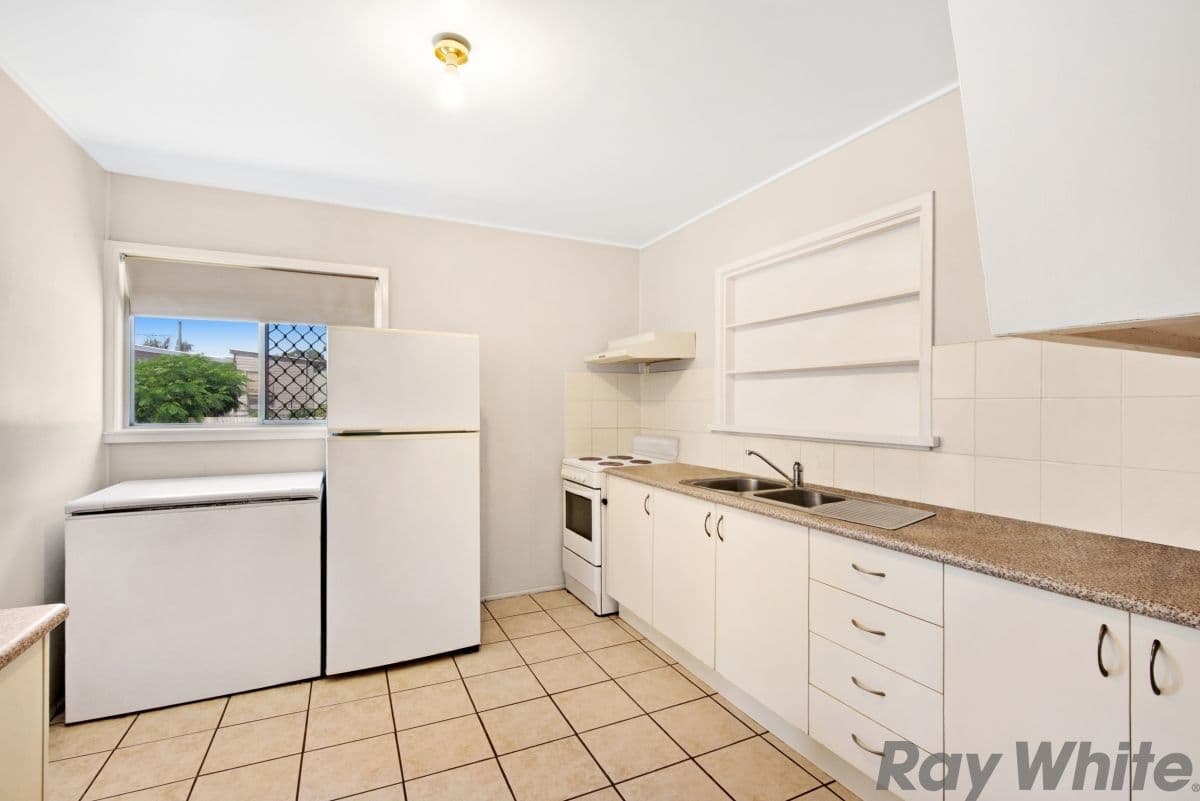 18 Windsor Place, Deception Bay QLD 4508, Deception Bay - Image 1