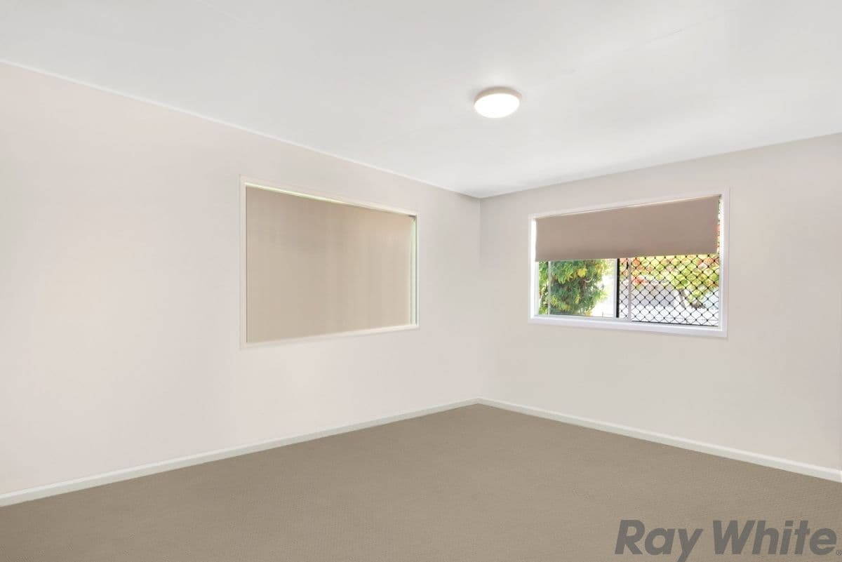 18 Windsor Place, Deception Bay QLD 4508, Deception Bay - Thumbnail 4