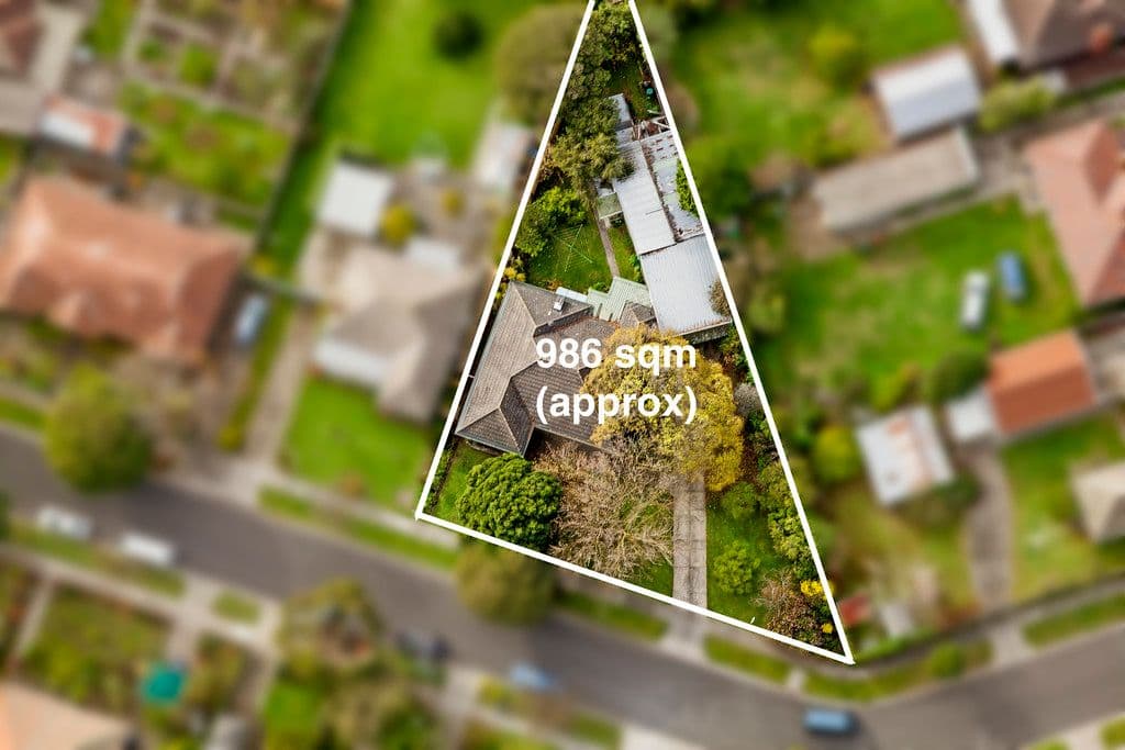 4 Yarram Crescent, Clayton VIC 3168, Clayton - Thumbnail 2