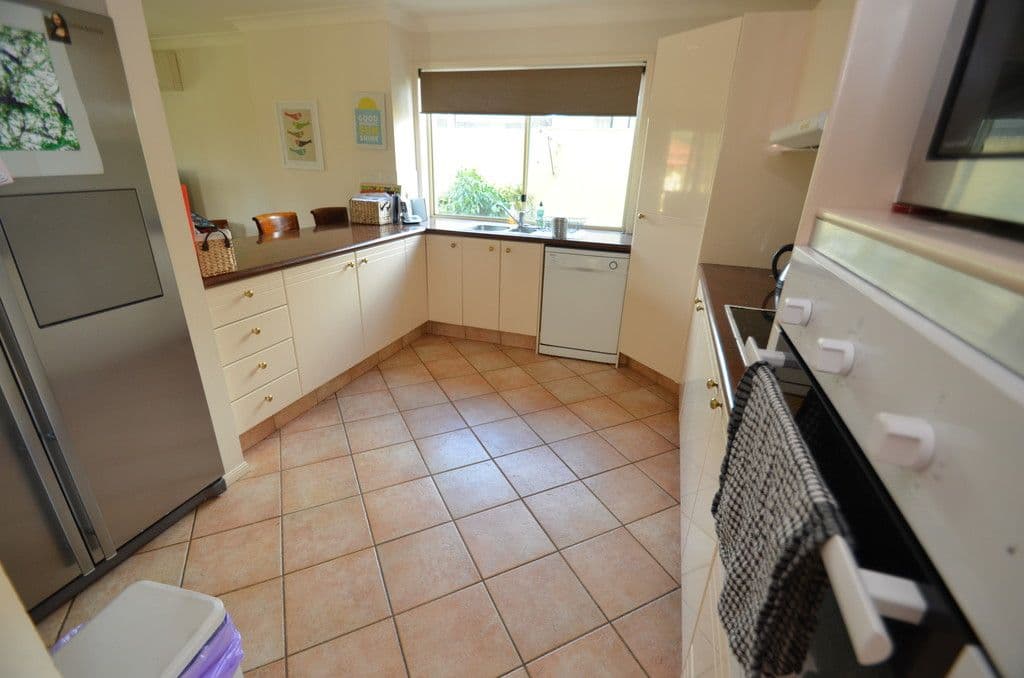 12 Calcetto Place, Arundel QLD 4214, Arundel - Thumbnail 4