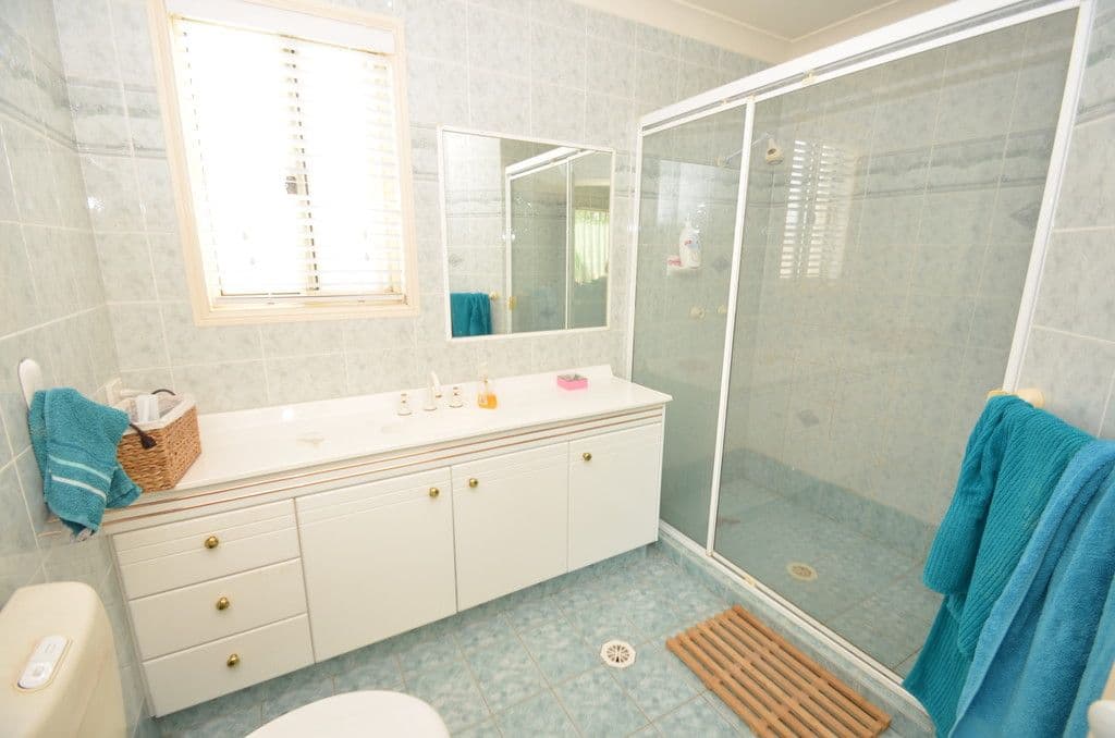 12 Calcetto Place, Arundel QLD 4214, Arundel - Thumbnail 6