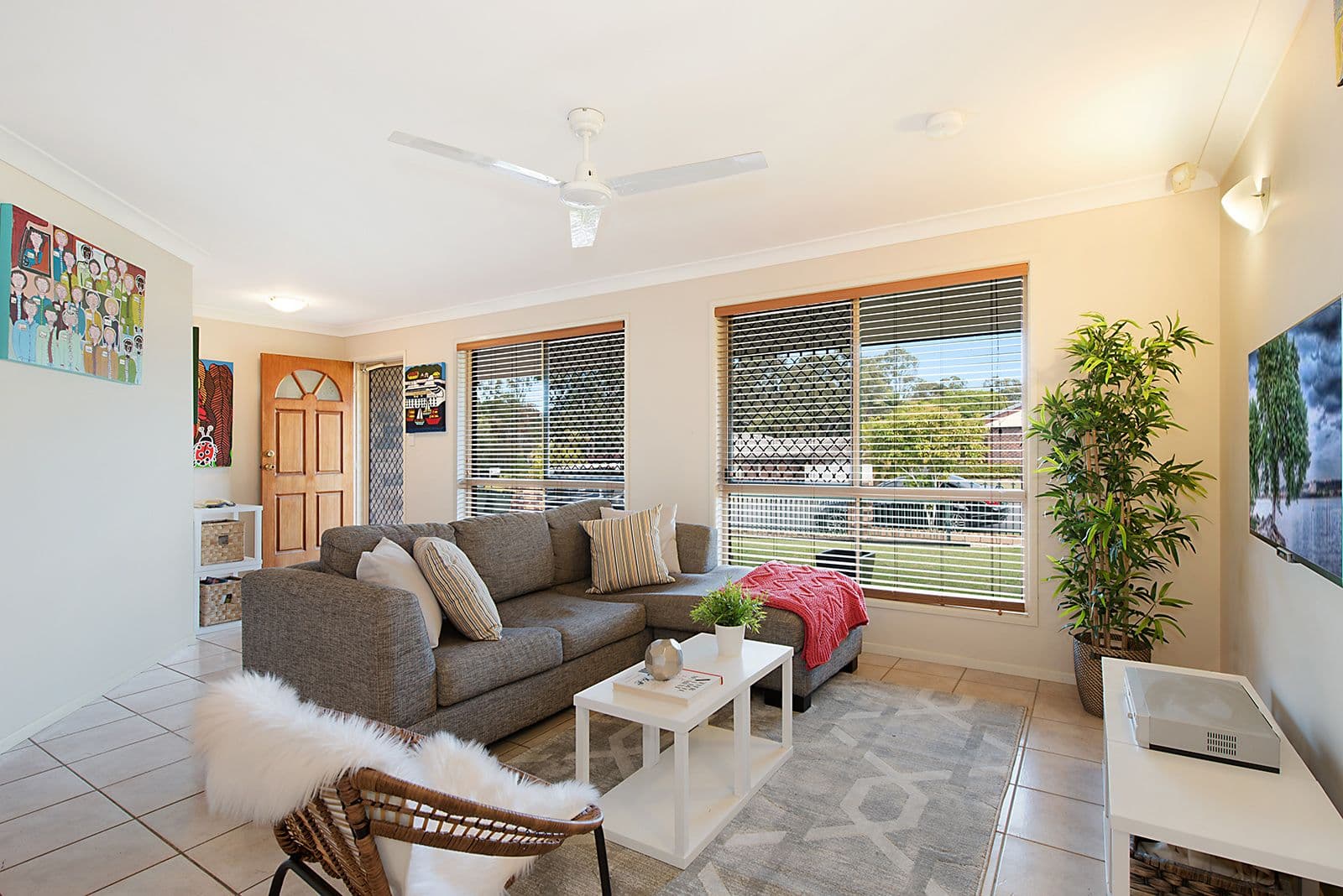 126 Greenwood Street, Wishart QLD 4122, Wishart - Thumbnail 2