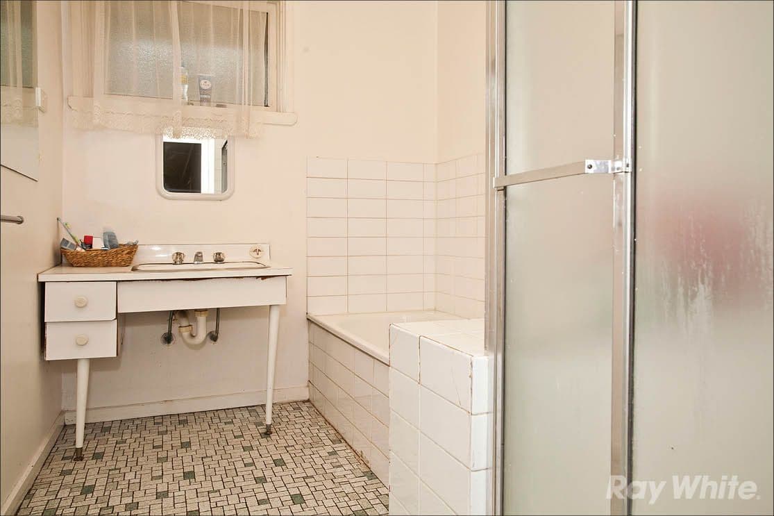9 Chivers Avenue, Glen Waverley VIC 3150, Glen Waverley - Thumbnail 8