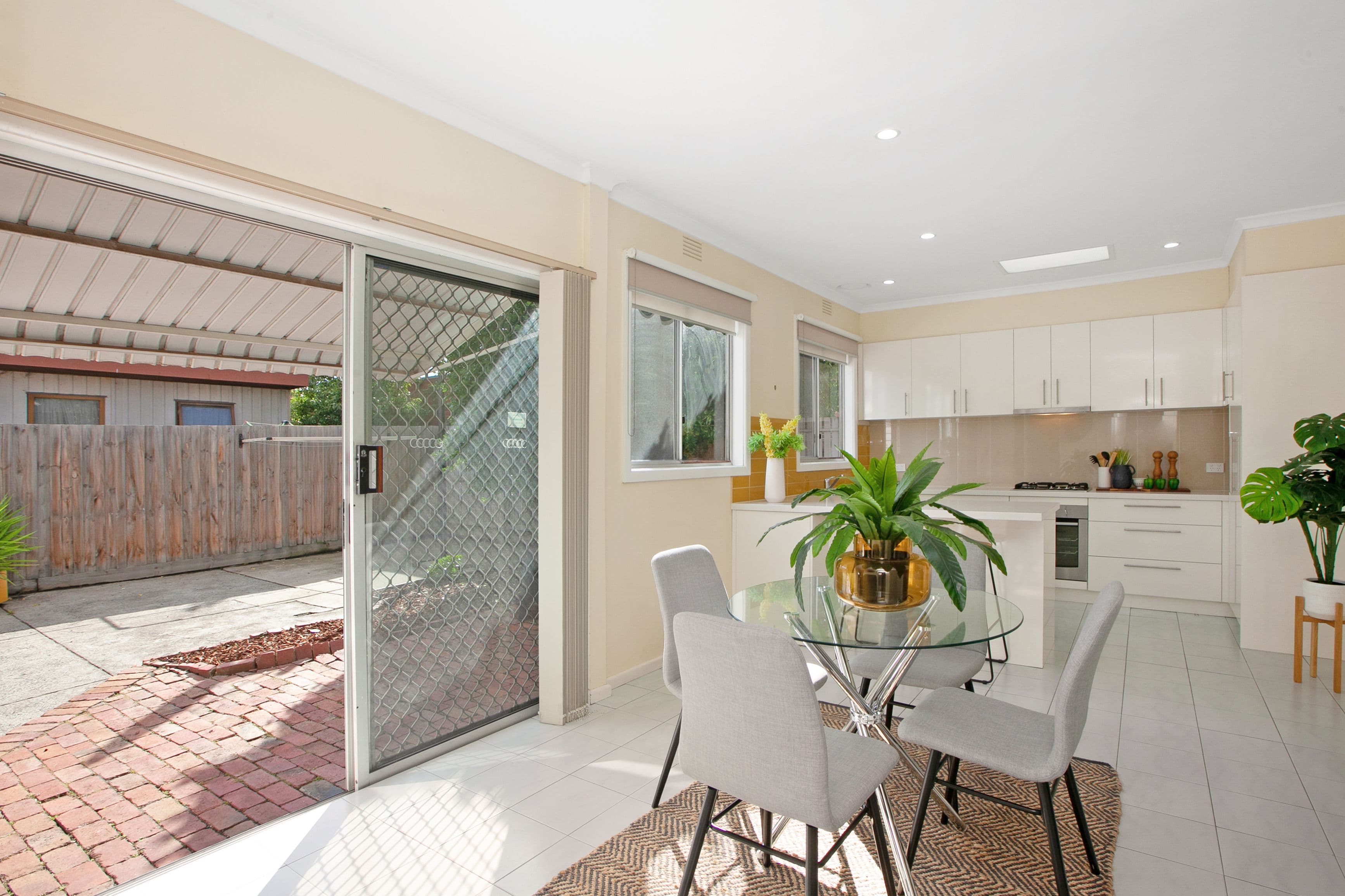 9 Excelsior Street, Reservoir VIC 3073, Reservoir - Thumbnail 4