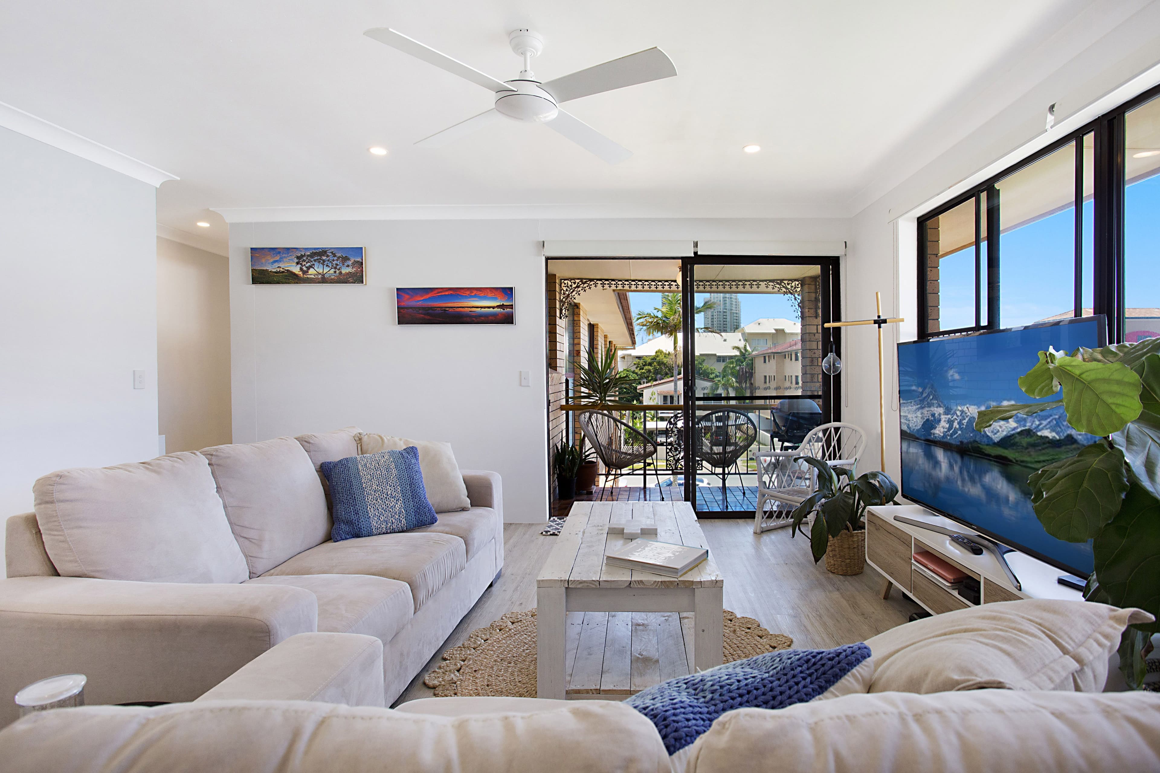 32 Peerless Avenue, Mermaid Beach QLD 4218, Mermaid Beach - Thumbnail 3