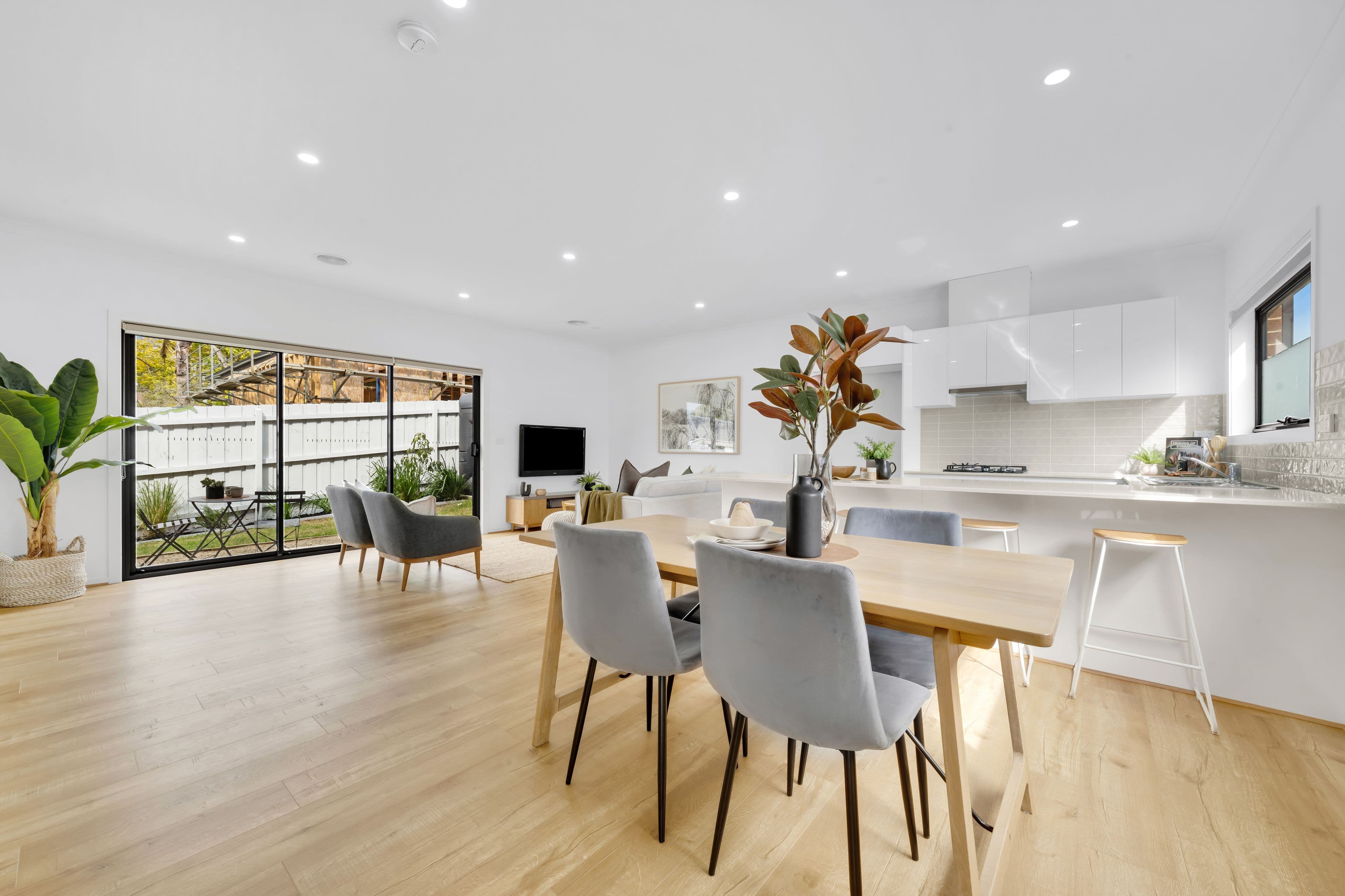 41 Molesworth Street, Seaford VIC 3198, Seaford - Thumbnail 2