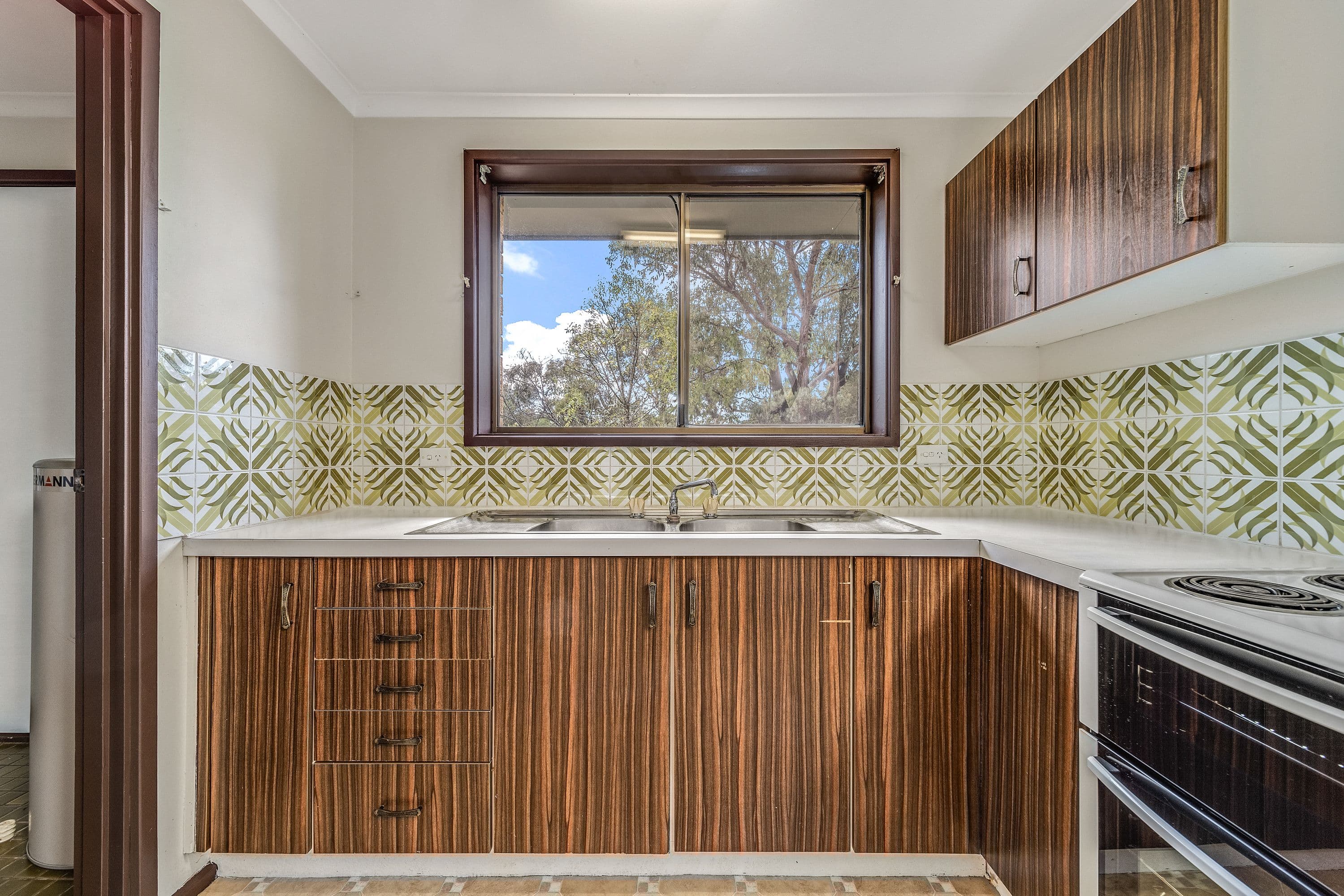 12 Dexter Street, Cook ACT 2614, Cook - Thumbnail 2