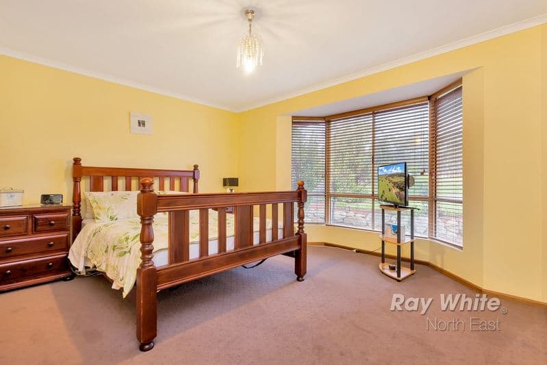 9 Rochester Drive, Salisbury Heights SA 5109, Salisbury Heights - Thumbnail 2