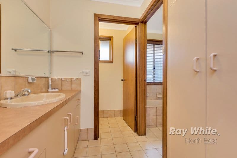 9 Rochester Drive, Salisbury Heights SA 5109, Salisbury Heights - Thumbnail 6