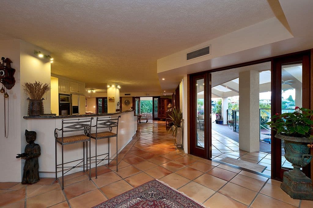 8 Freyburg Street, Sorrento QLD 4217, Sorrento - Thumbnail 6