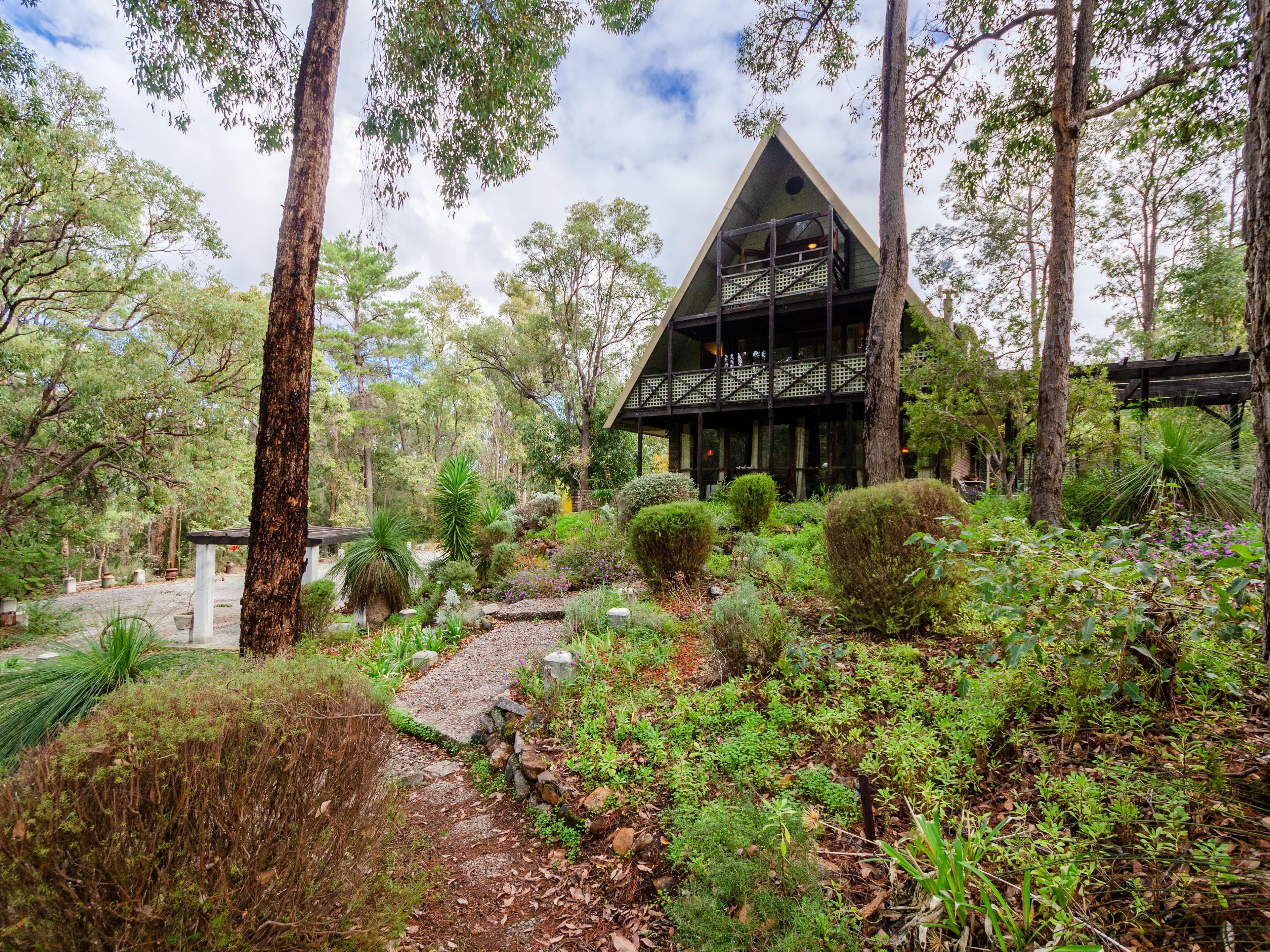 450 Mundaring Weir Road, Mundaring WA 6073, Mundaring - Image 1