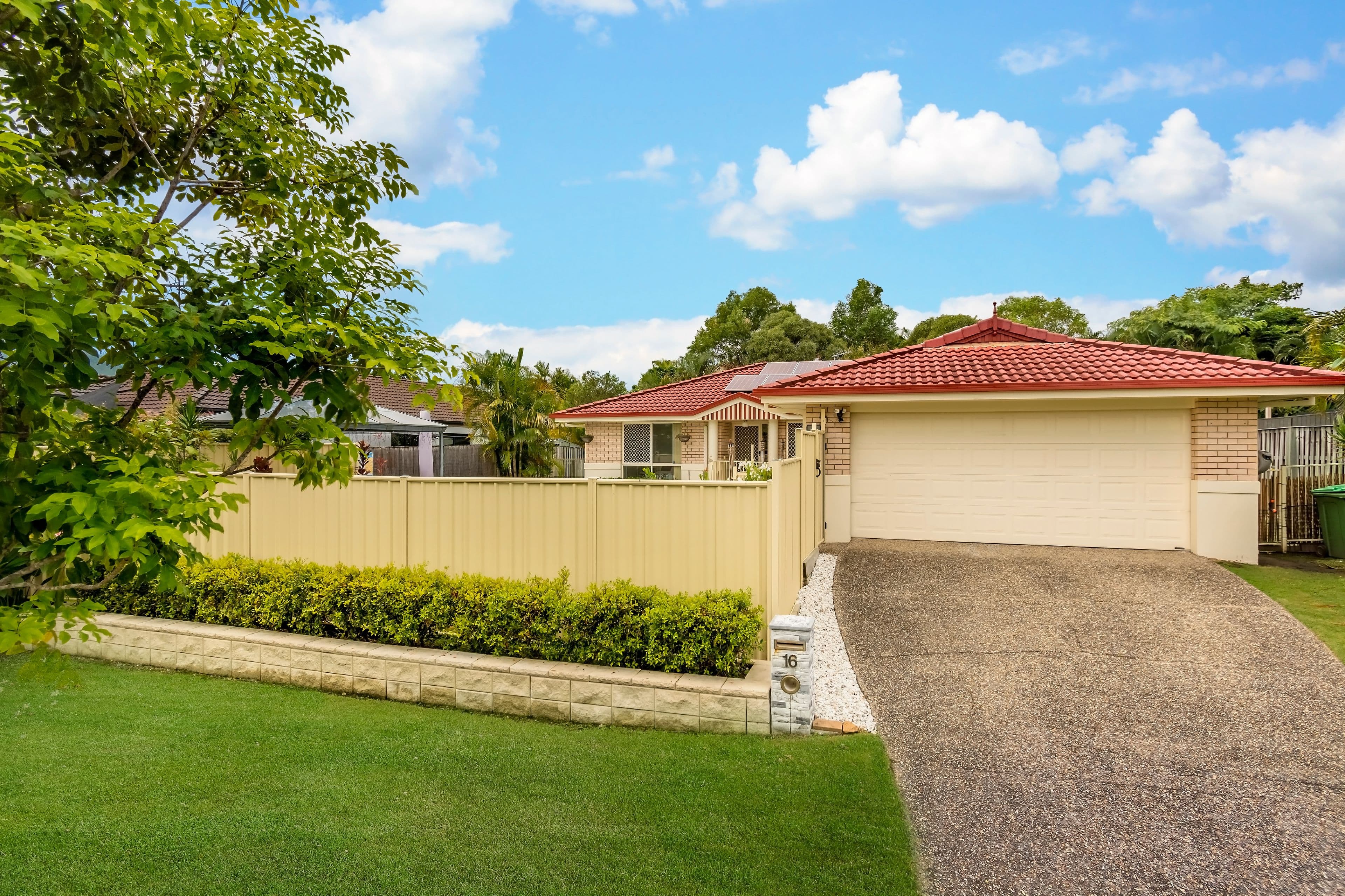 16 Catchlove Street, Maudsland QLD 4210, Maudsland - Thumbnail 2