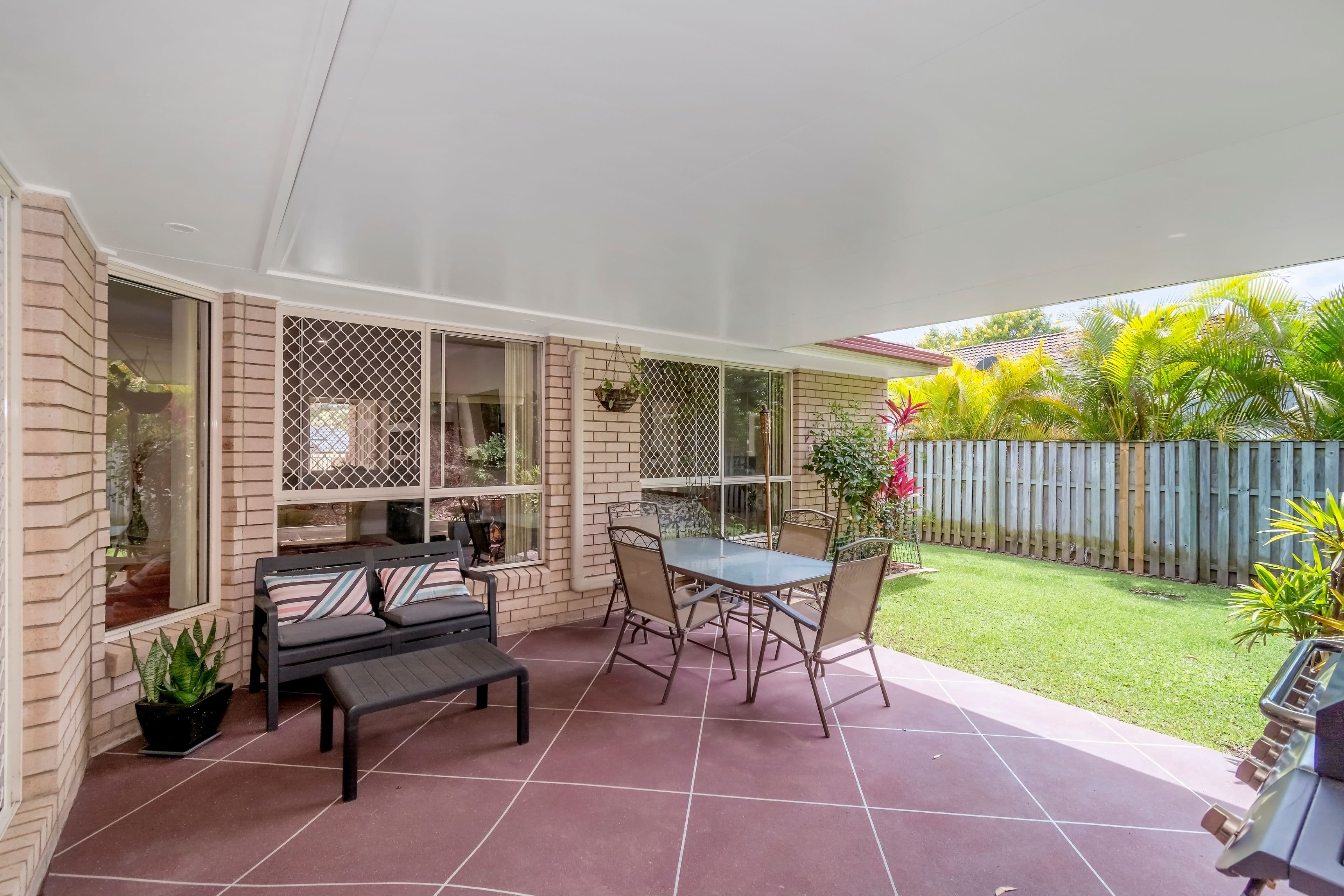 16 Catchlove Street, Maudsland QLD 4210, Maudsland - Thumbnail 7