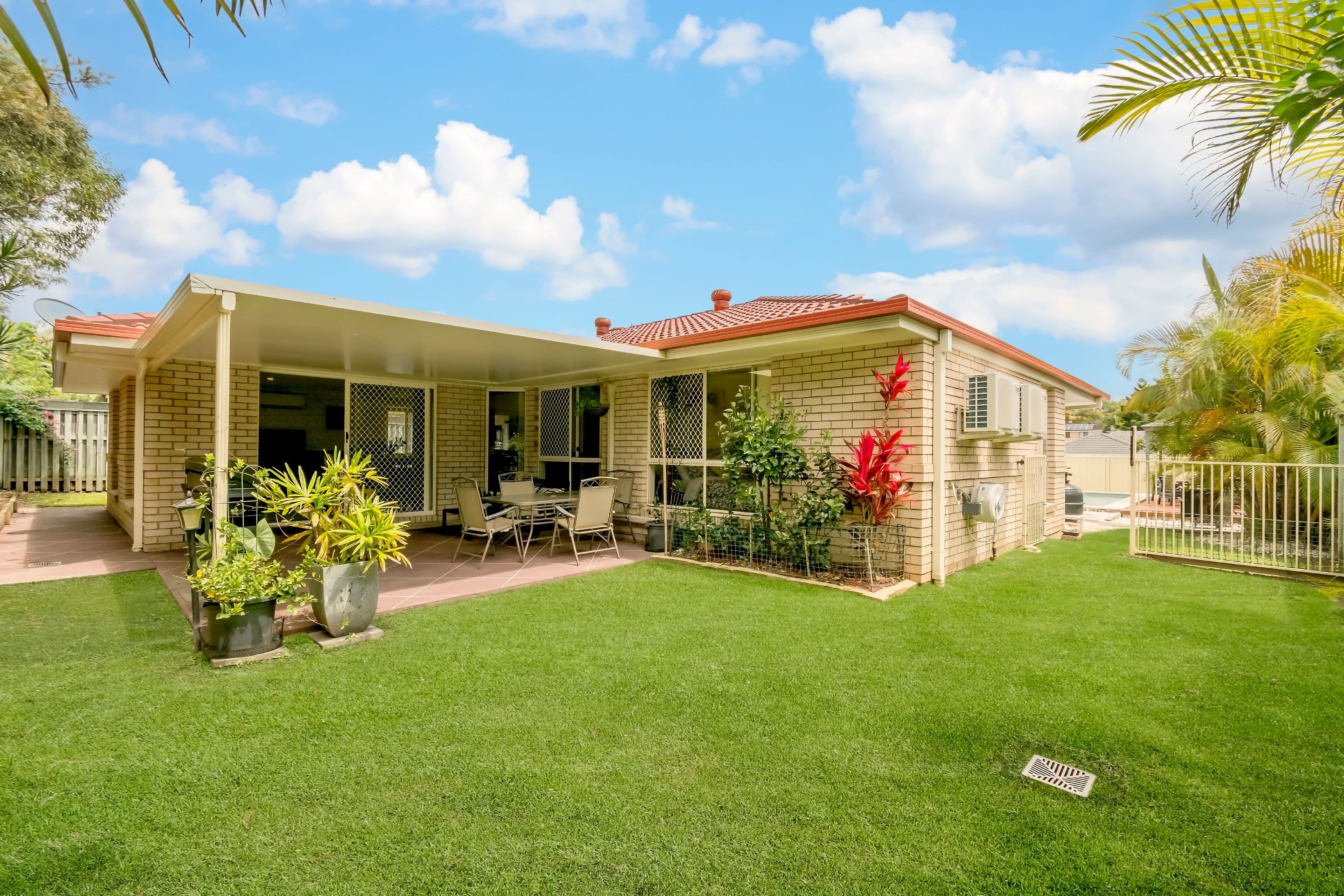 16 Catchlove Street, Maudsland QLD 4210, Maudsland - Thumbnail 8