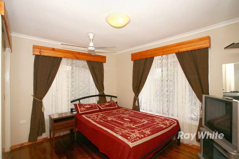 157 Narre Warren Road, CRANBOURNE VIC 3977, Cranbourne - Thumbnail 5
