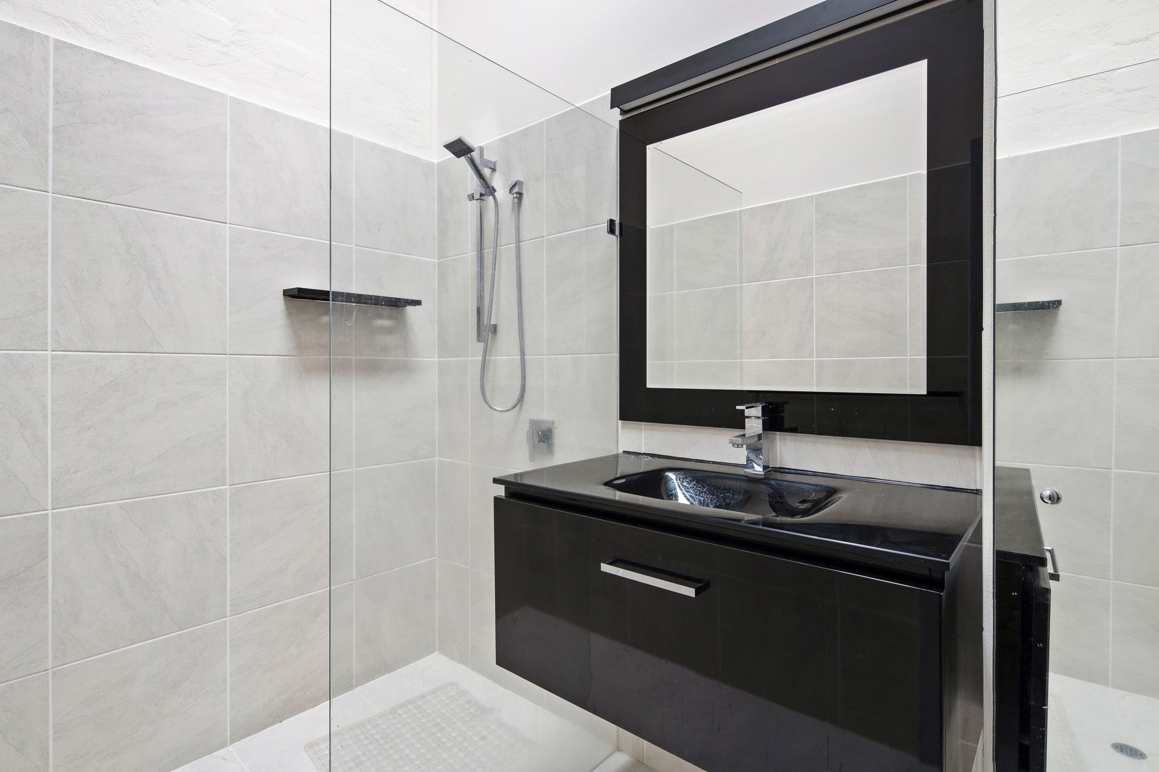 3-5 Kars Street, Frankston VIC 3199, Frankston - Thumbnail 8