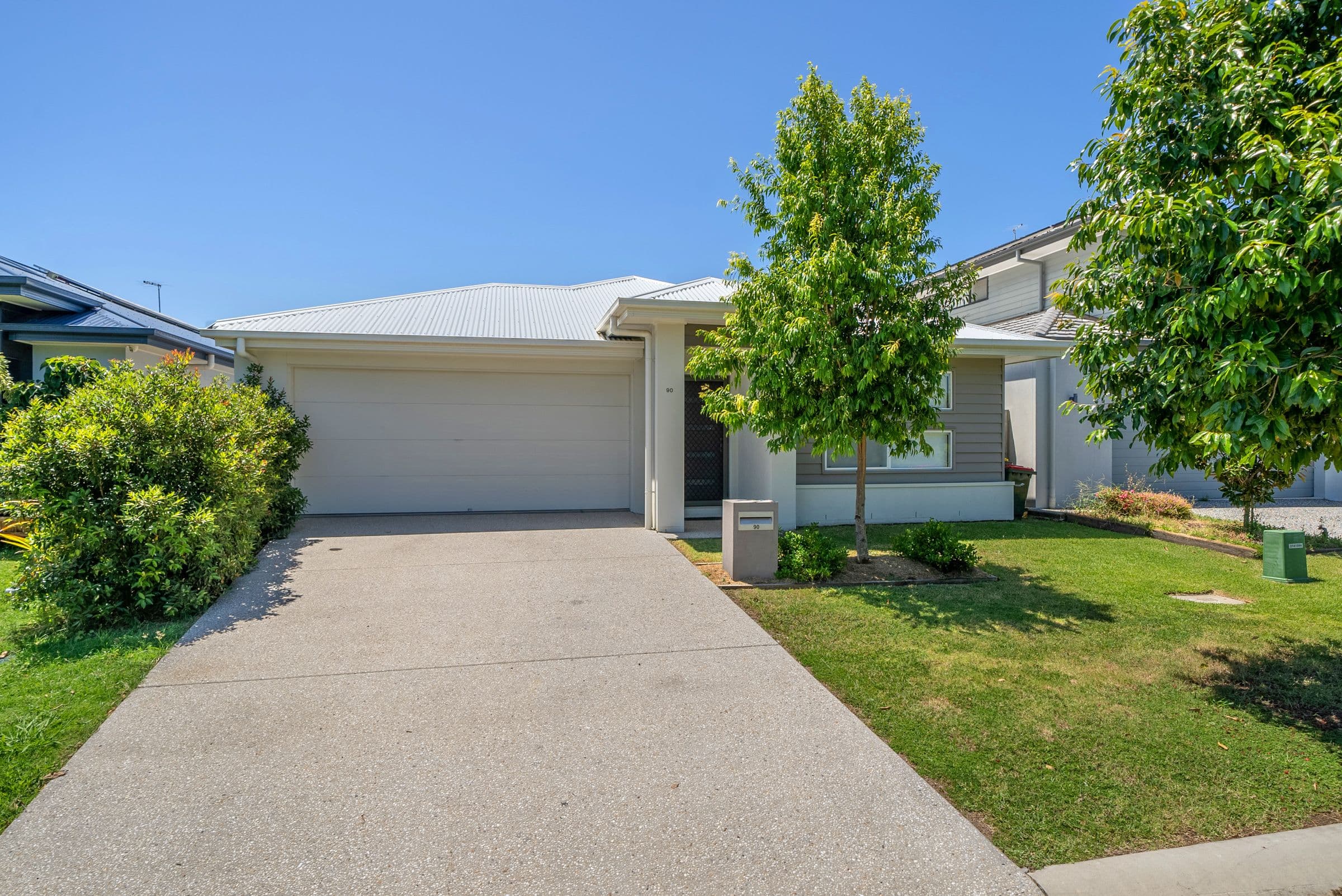 90 Spinnaker Boulevard, Newport QLD 4020, Newport - Image 1
