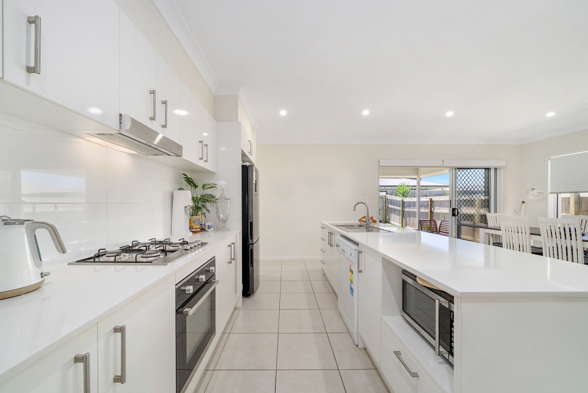 90 Spinnaker Boulevard, Newport QLD 4020, Newport - Thumbnail 4