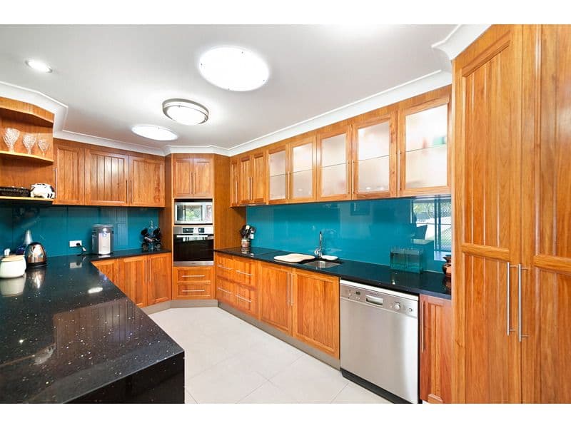 1 Danker Court, NORMAN GARDENS QLD 4701, Norman Gardens - Thumbnail 2