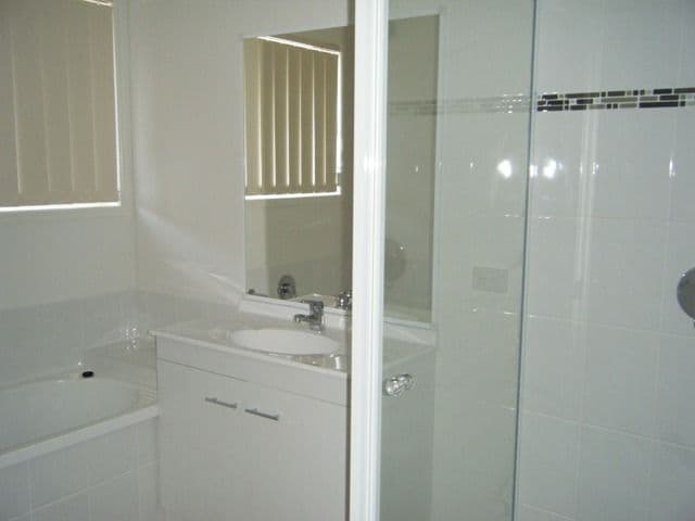 23 Keppel Crescent, THABEBAN QLD 4670, Thabeban - Thumbnail 6