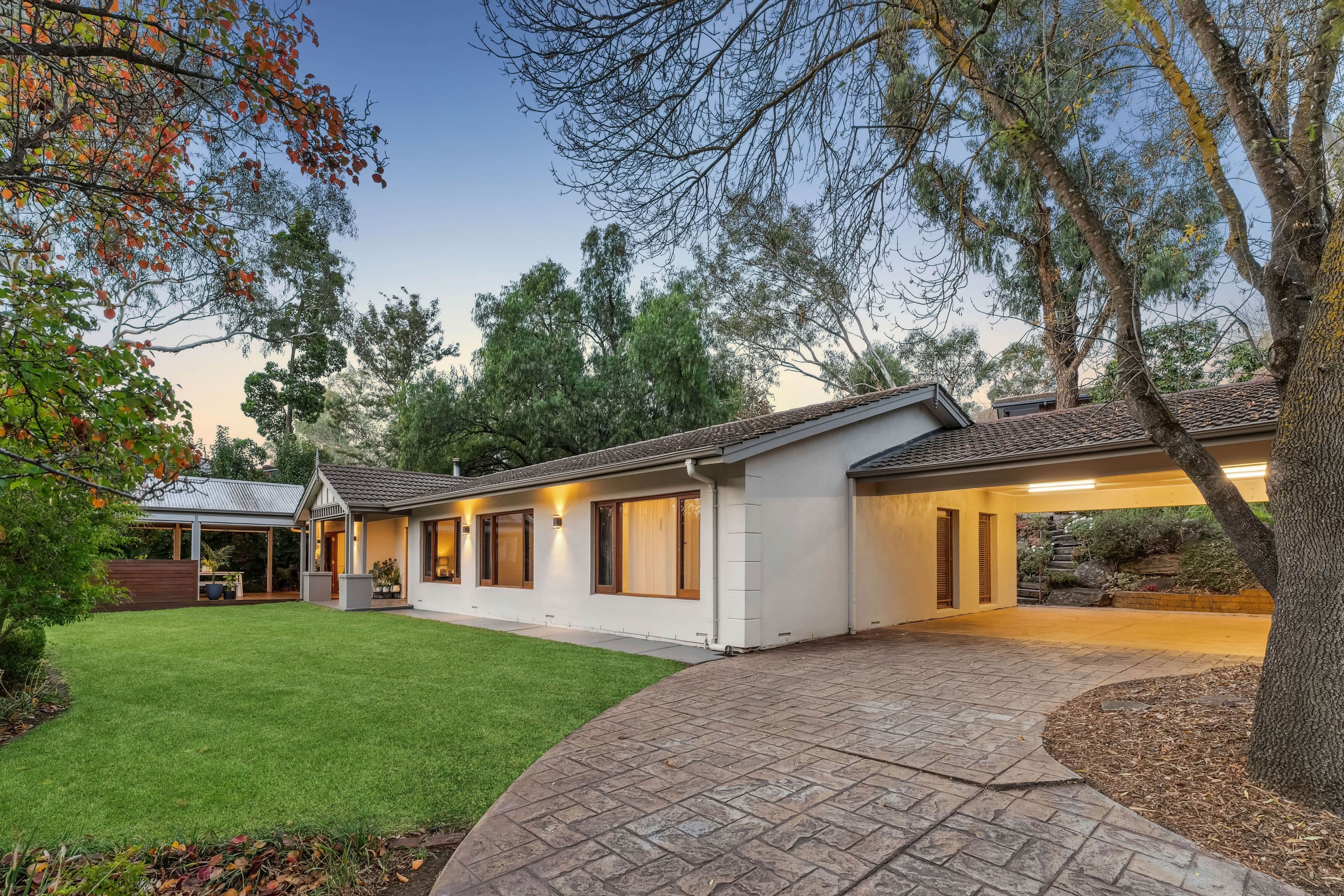 10 The Knoll Crescent, Coromandel Valley SA 5051, Coromandel Valley - Thumbnail 2
